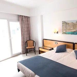 Отель Voramar Кала Миллор