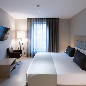 3* Отель Catalonia Sagrada Familia