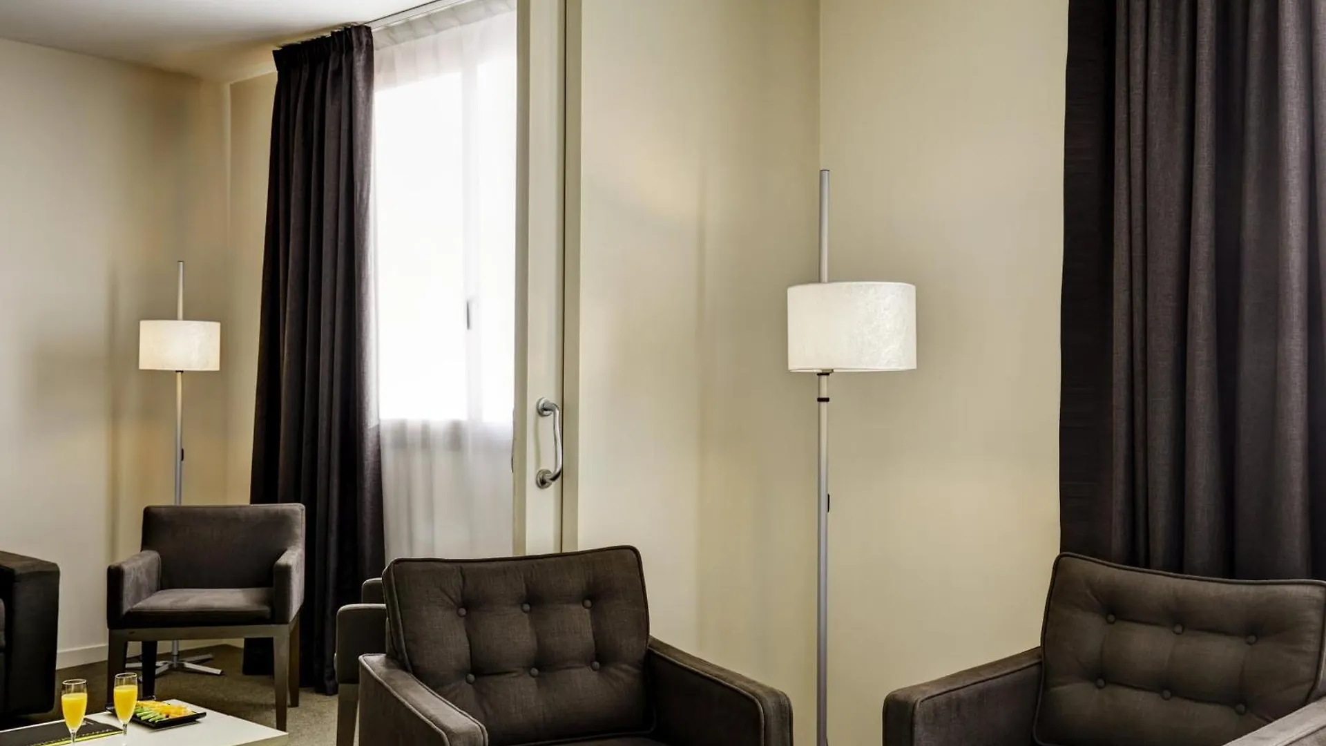 Sercotel Amister Art Hotel Барселона