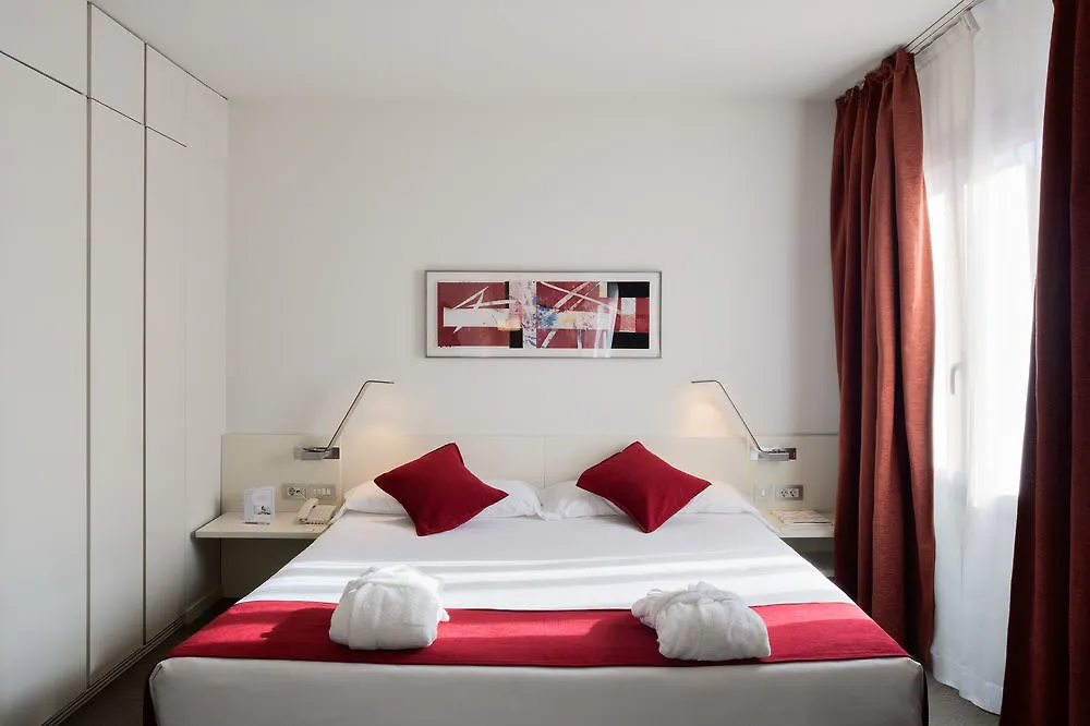 Sercotel Amister Art Hotel Барселона 4*,